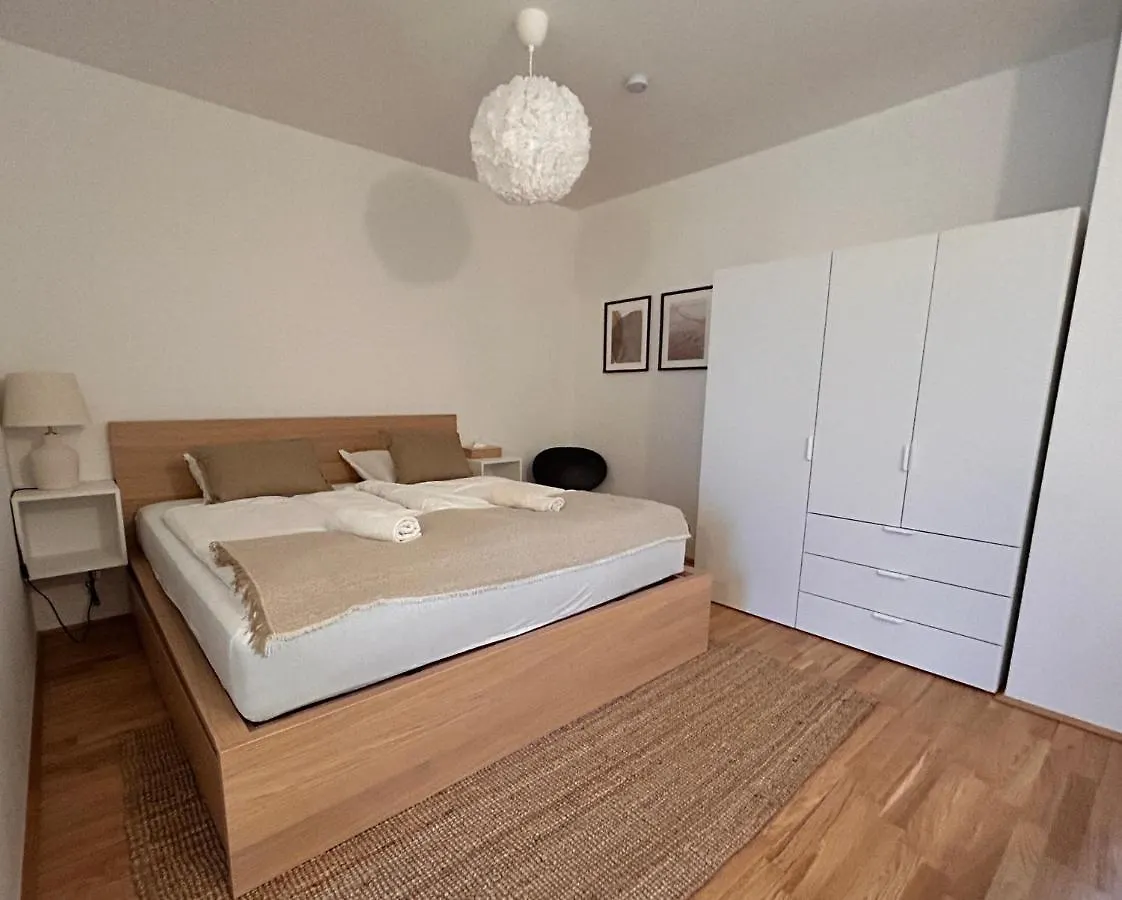 Gemuetliche Wohnung Mit Flair Und Natur Pur Вена